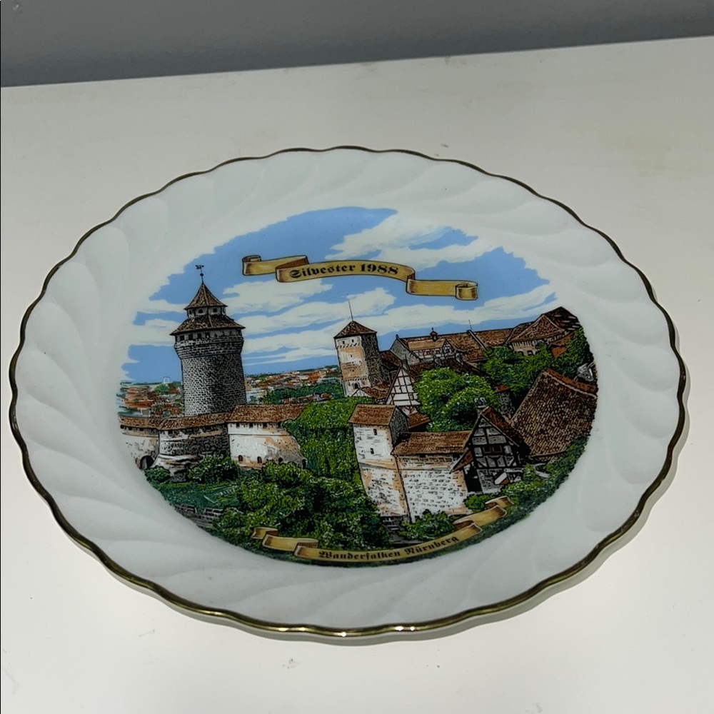 Schirnding Bavaria‎ vintage antique collectible “Nuremberg Castle” plate